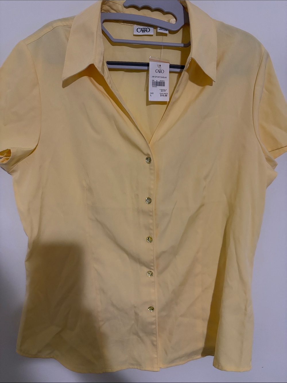 Cato Women's Short Sleeve Button-Down Shirt in Pale Yellow